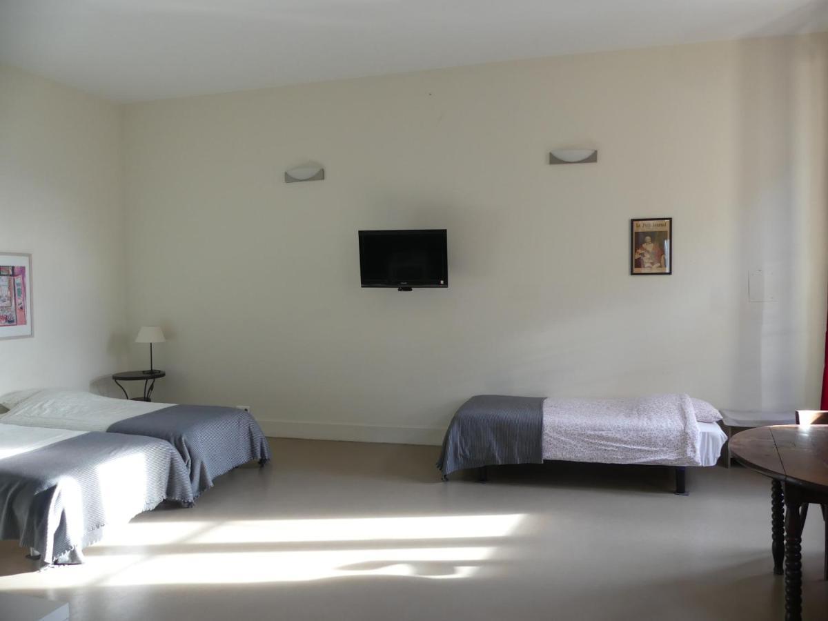 Hotel Saint Laurans Aurignac  Exteriör bild