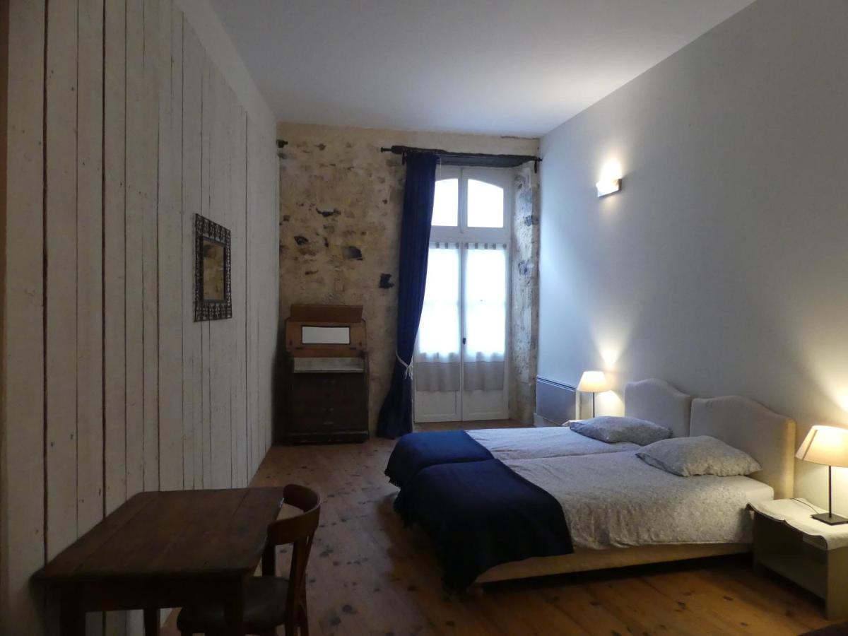 Hotel Saint Laurans Aurignac  Exteriör bild