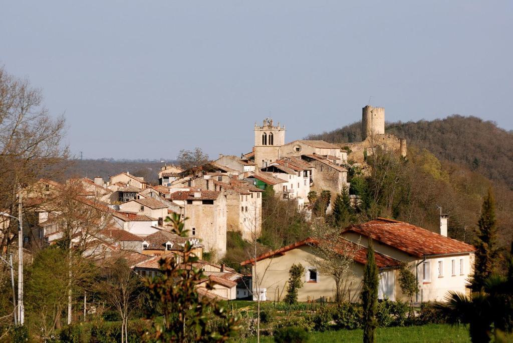 Hotel Saint Laurans Aurignac  Exteriör bild